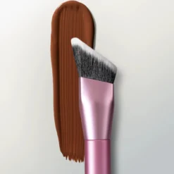 Cheek Hugging Pincel para Contorno
