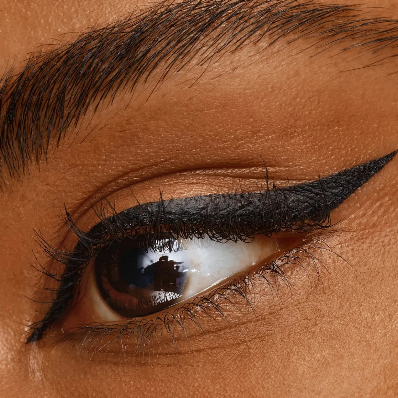 Delineador de Olhos 24h Waterproof