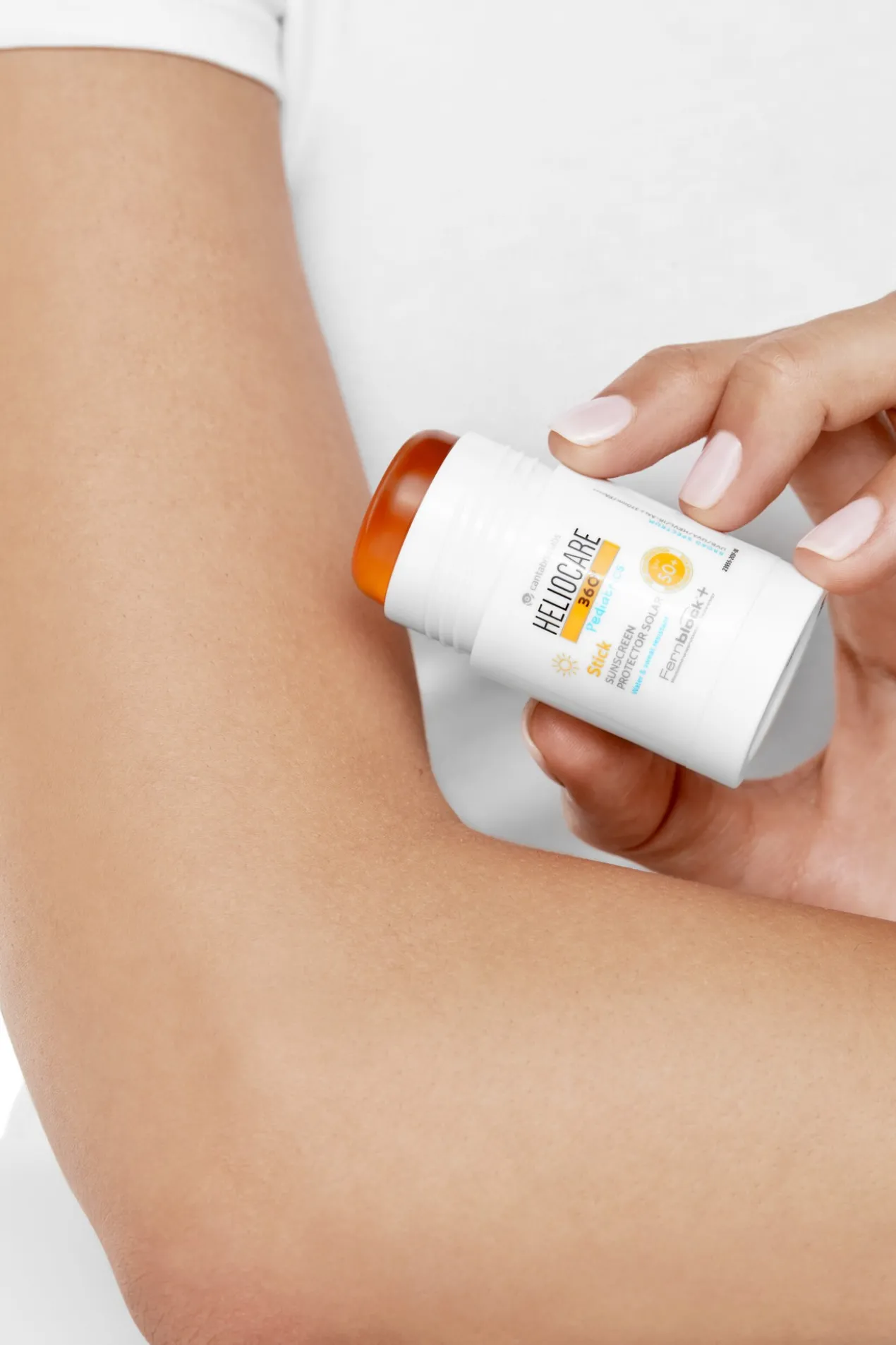 Heliocare 360º Pedriatics Stick SPF 50+