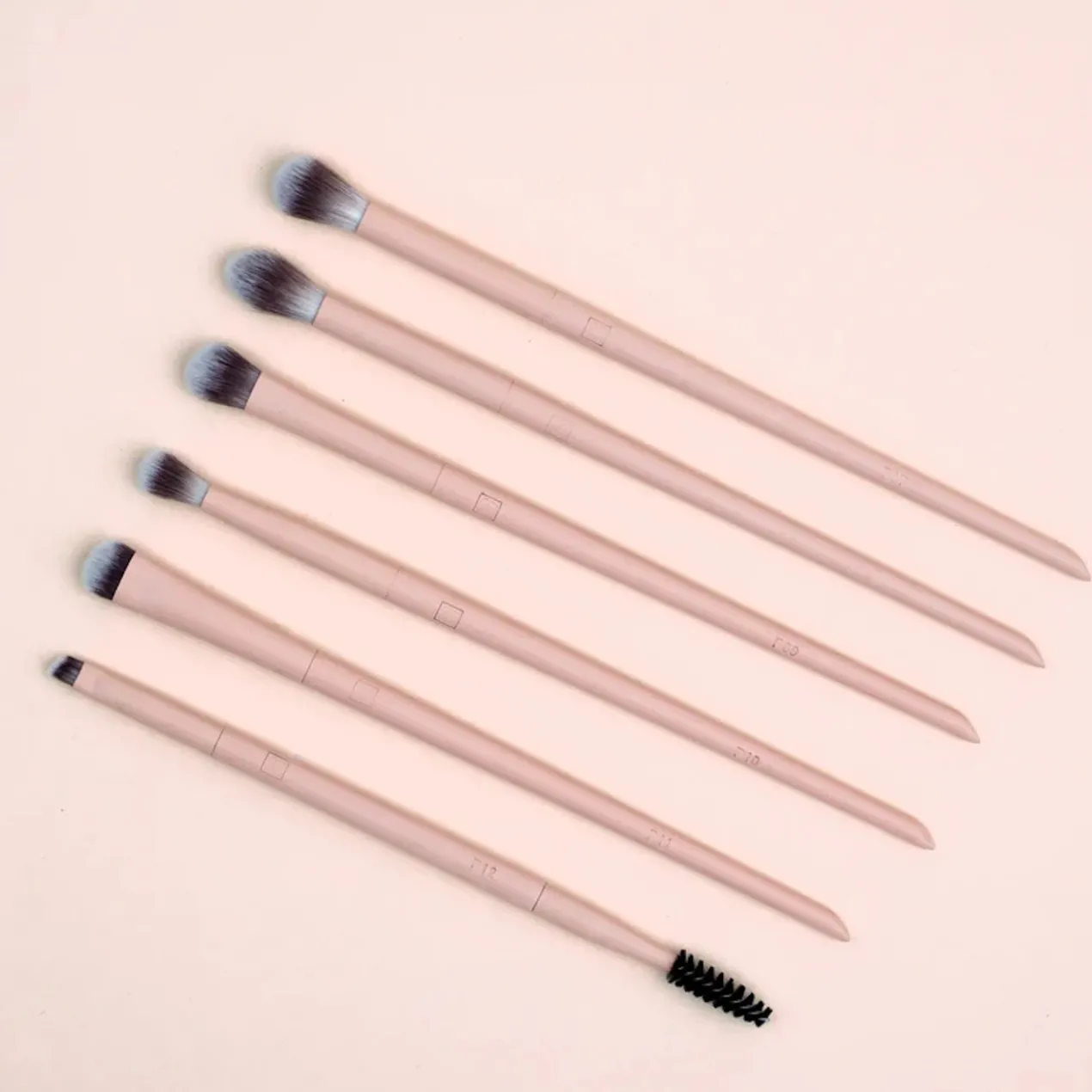 Luxury Brush Collection Pincéis para Olhos