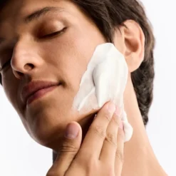 Men [Boost]³ Espuma de Barbear Anti-Irritações
