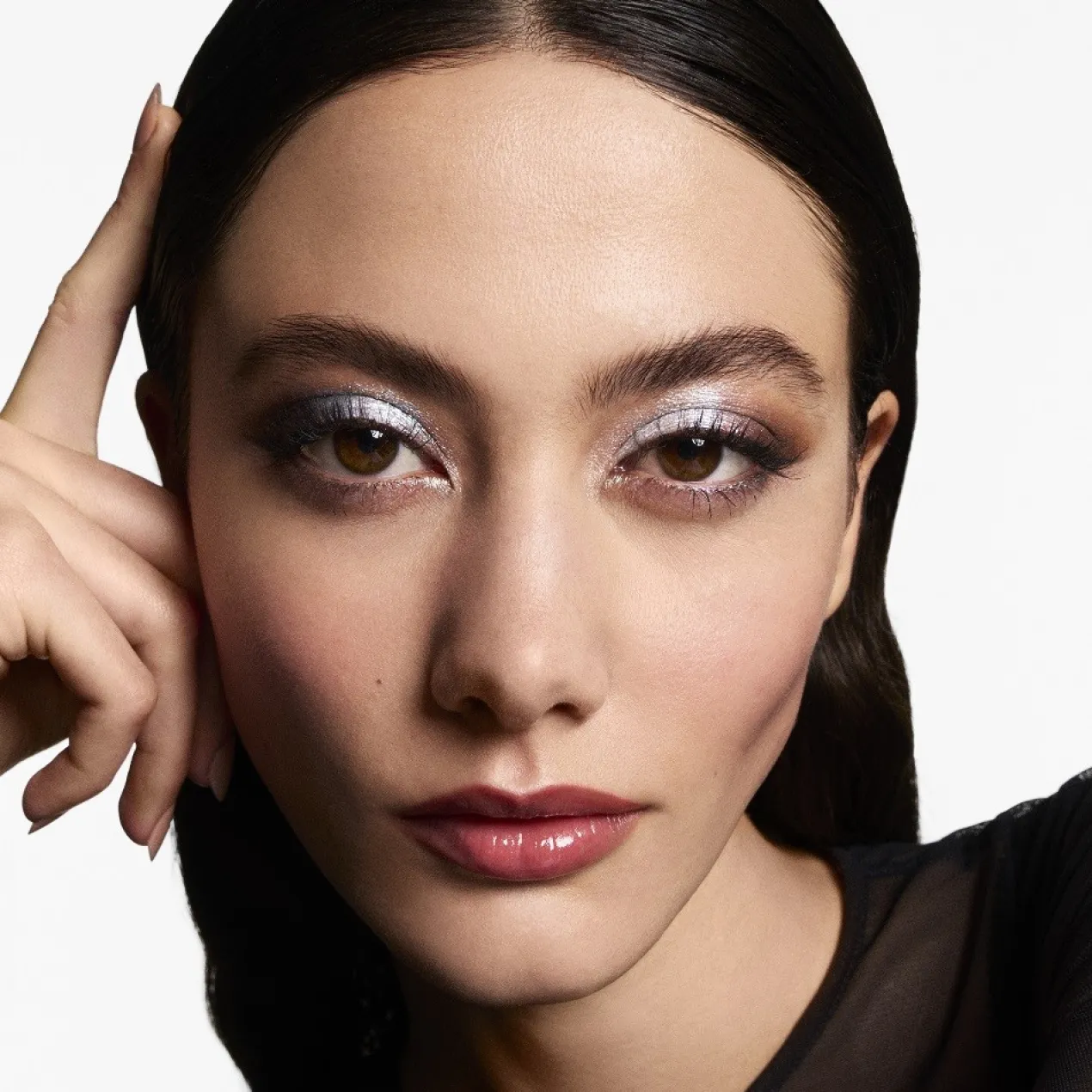 Paleta Eye Dare You Beyond Multi-Finish Eyeshadow & Highlighter