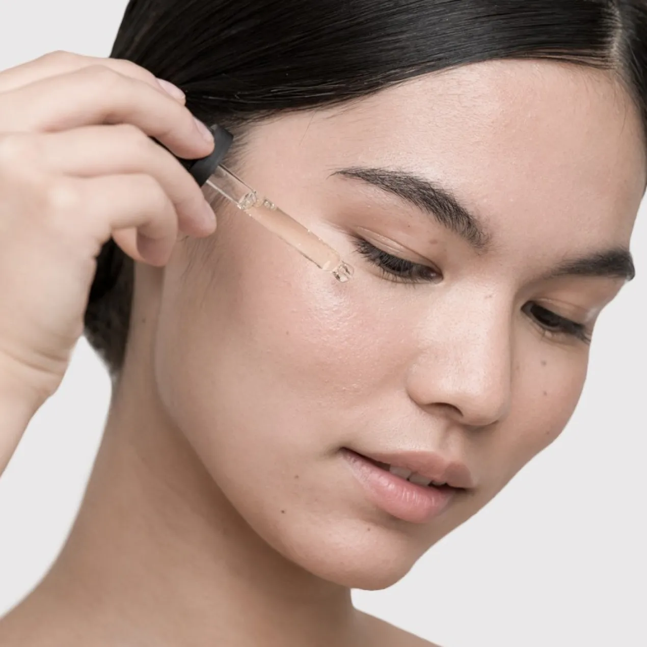 Radiance Sérum Facial com Ácido Hialurónico e Centelha Asiática