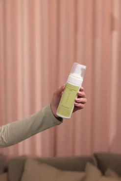 Rich & Comfy Regeneration Espuma Facial Limpadora Avocado