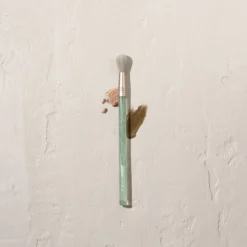 Sea Gems Taperede Eye Crease Brush for Eyes