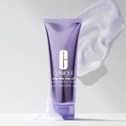 Take The Day Off Mousse de Limpeza Facial