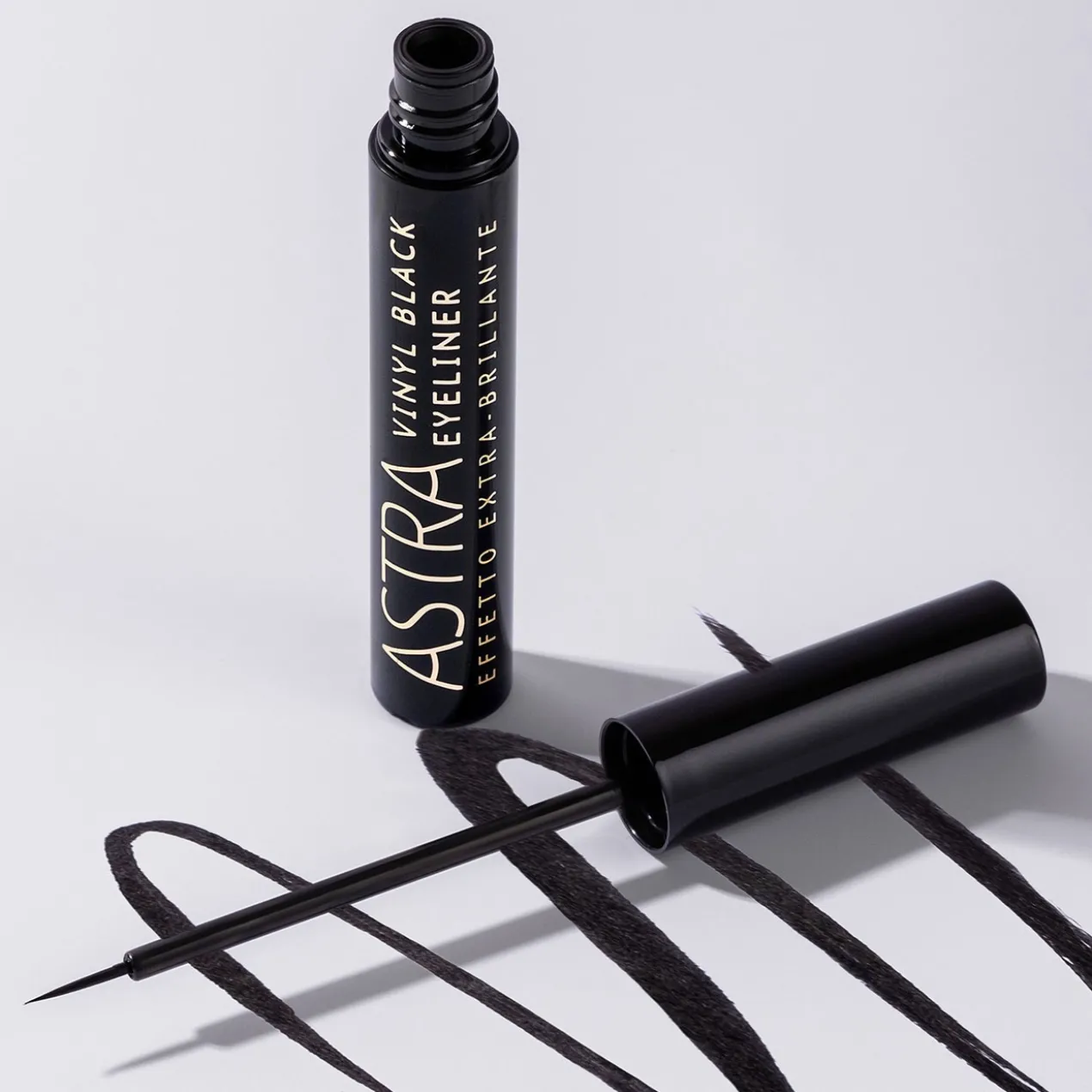 Vinyl Black Eyeliner